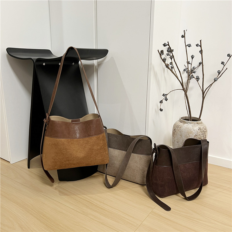 小脏柜 秋冬新款撞色拼接磨砂绒布托特包小众设计超火气质子母包