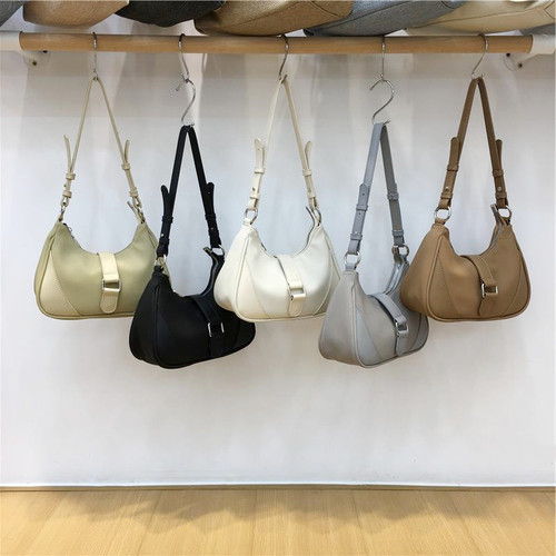 小脏柜 春夏新款时尚腋下法棍包尼龙拼接休闲百搭单肩斜挎女包包