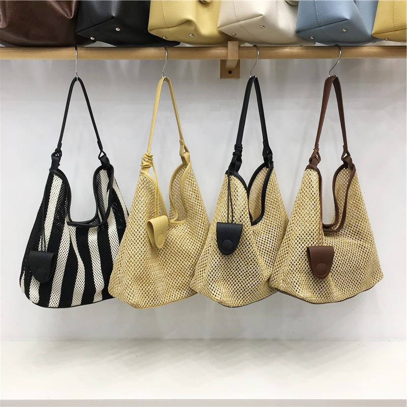 小脏柜 2026新款夏季黑白条编织草编包时尚大容量通勤单肩托特包