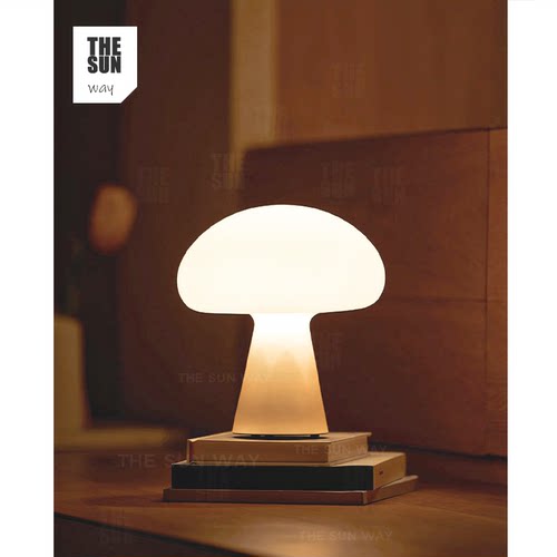 媲美正品丹麦GUBI台灯
