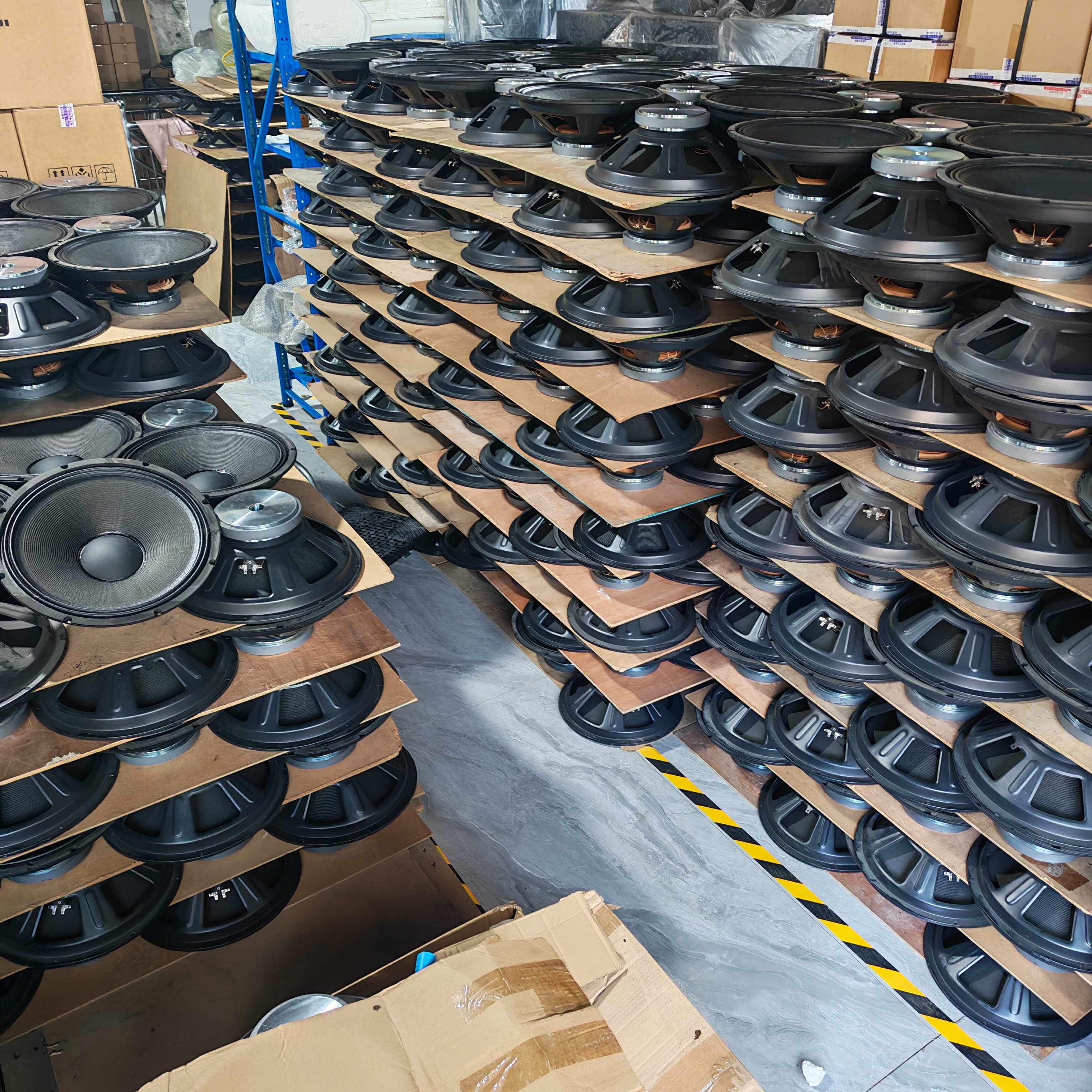 库存促销15寸170磁65芯380瓦喇叭KTV舞台演出音箱布边低音喇叭