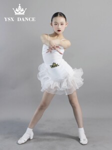 儿童拉丁舞服装新款夏少儿童表演练功服女童拉丁舞大裙摆网红套装