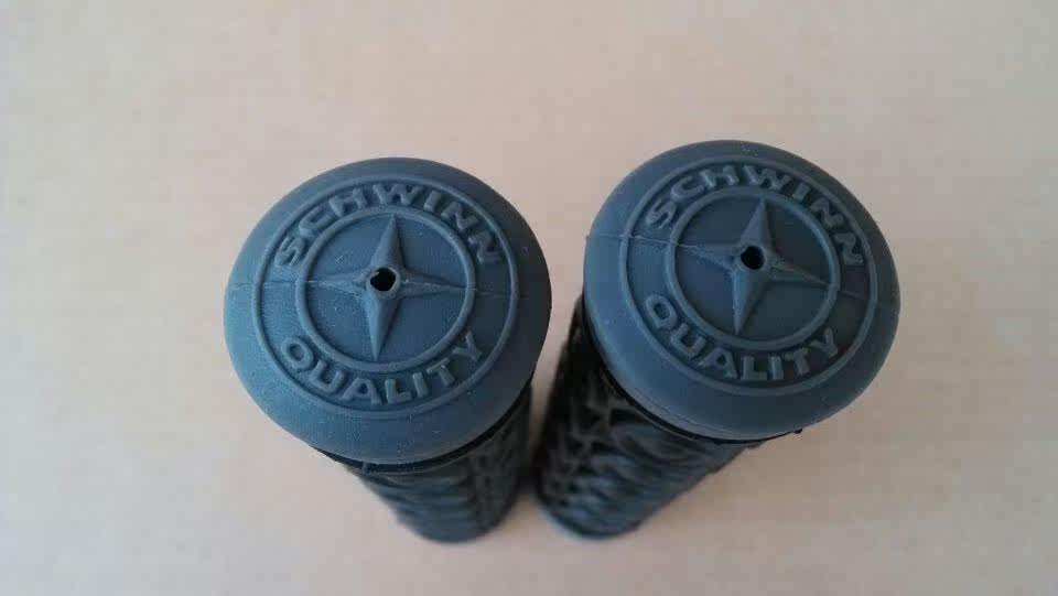 Poignées de vélo - Ref 2348419 Image 3