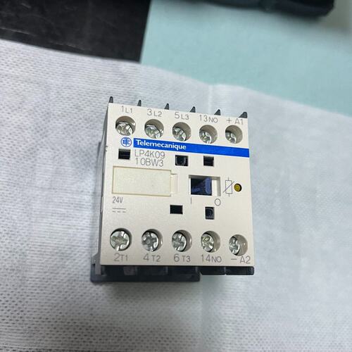 原装施耐德接触器 LP4K0910BW3 DC24V 直流电