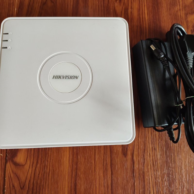 议价海康威视 NVR 硬盘录像机 型号：DS-7104N-F1维修