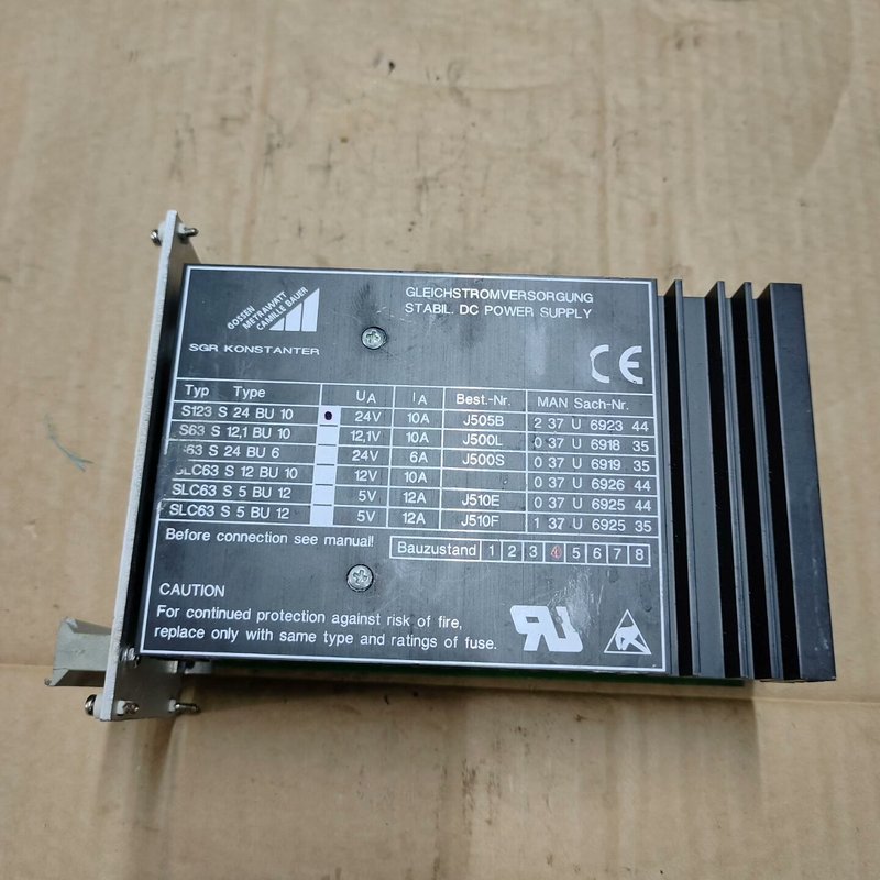 西门子工业电源板,型号S823 S 24 BU 10,24V