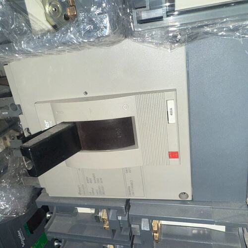 议价施耐德NSC400K塑壳断路器，3P，400A，拆机品，实物维修