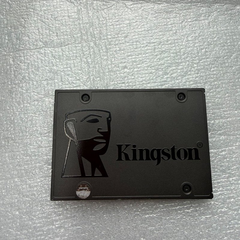 议价金士顿120G固态硬盘，2.5寸SATA接口，型号KC600维修