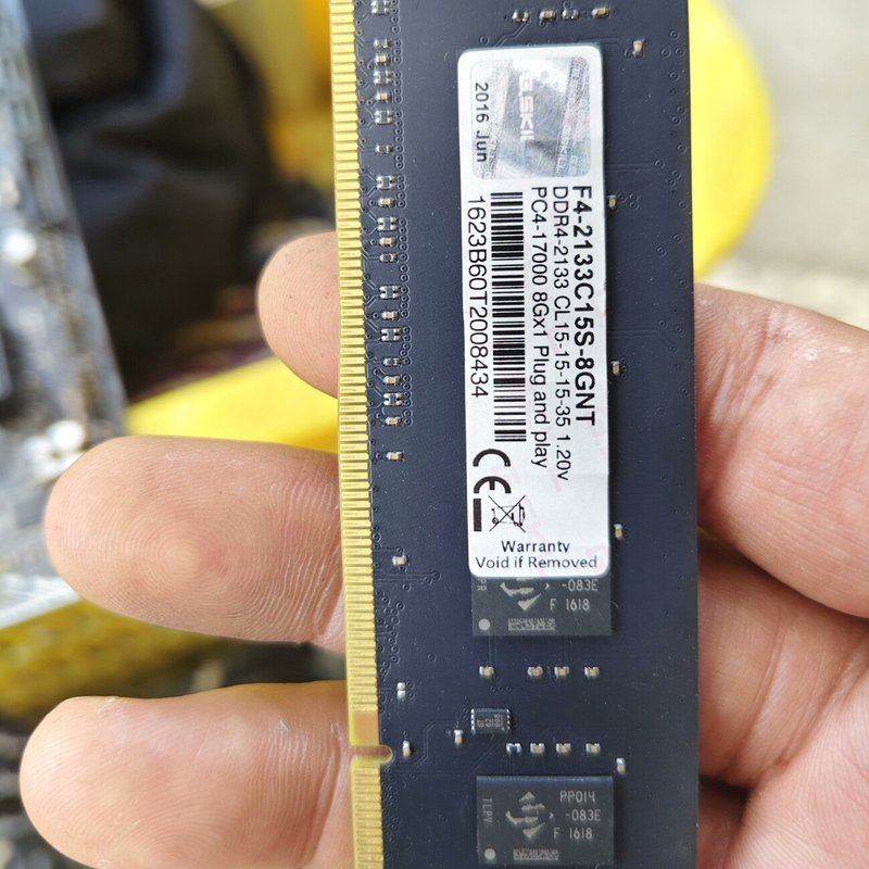 芝奇 ddr4 2133 8g 内存条功能正常