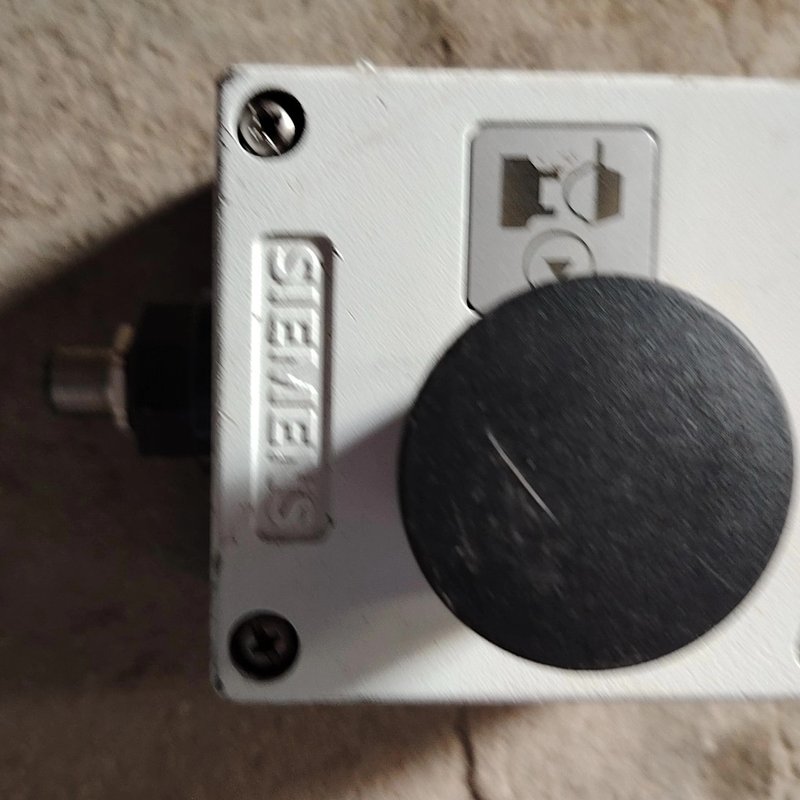 议价,西门子急停开关 3SB3 801-2ER10,德国原装正品,,维修
