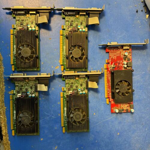 议价机显卡5张，亮机卡，看型号是GT620，具体型号自己查询吧维修