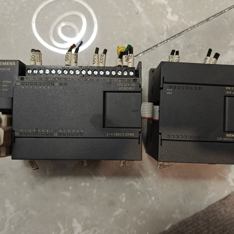西门子S7-200 PLC,型号CPU 224 CN和E