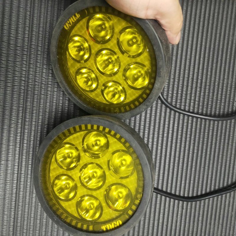 议价这是TDGO 7珠LED射灯，带专用防水插头（黄色透镜维修