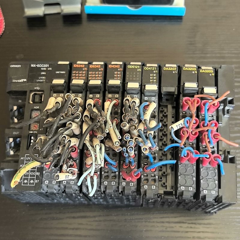 欧姆龙PLC耦合器NX-ECC201一台220