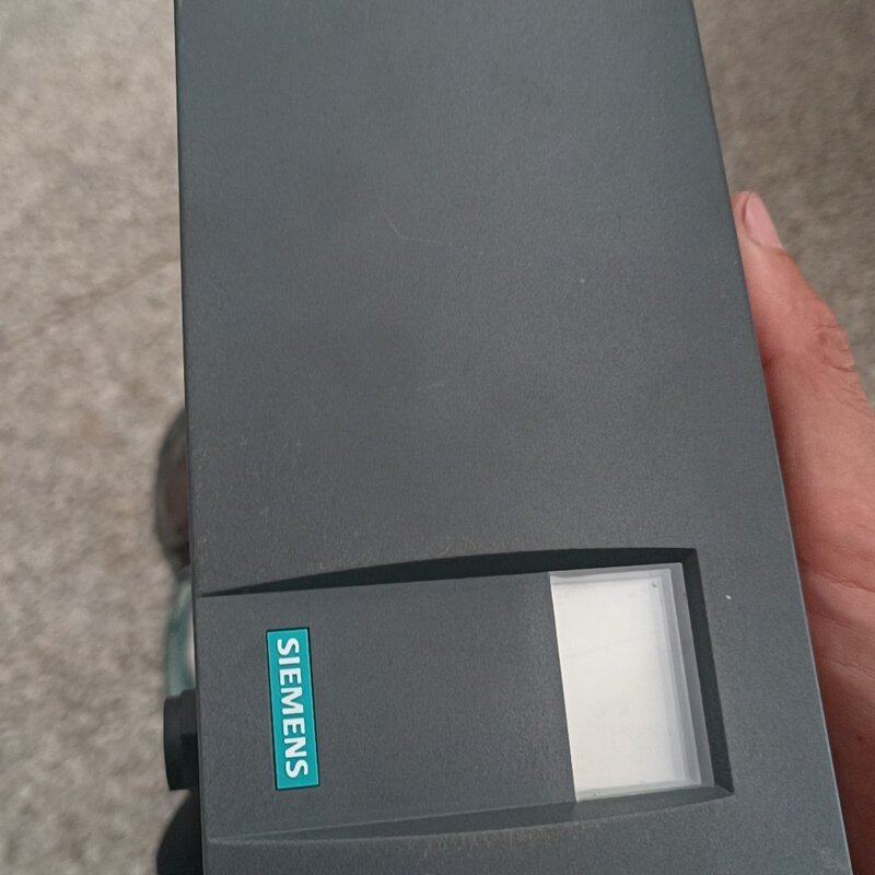 议价新西门子定位器,型号5020,盖子上面有轻擦痕,图片都是维修