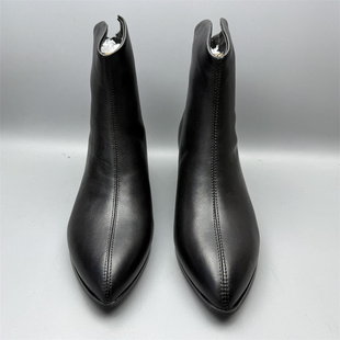 保暖百搭黑色真皮尖头短靴女粗跟瘦靴百搭马丁靴方根