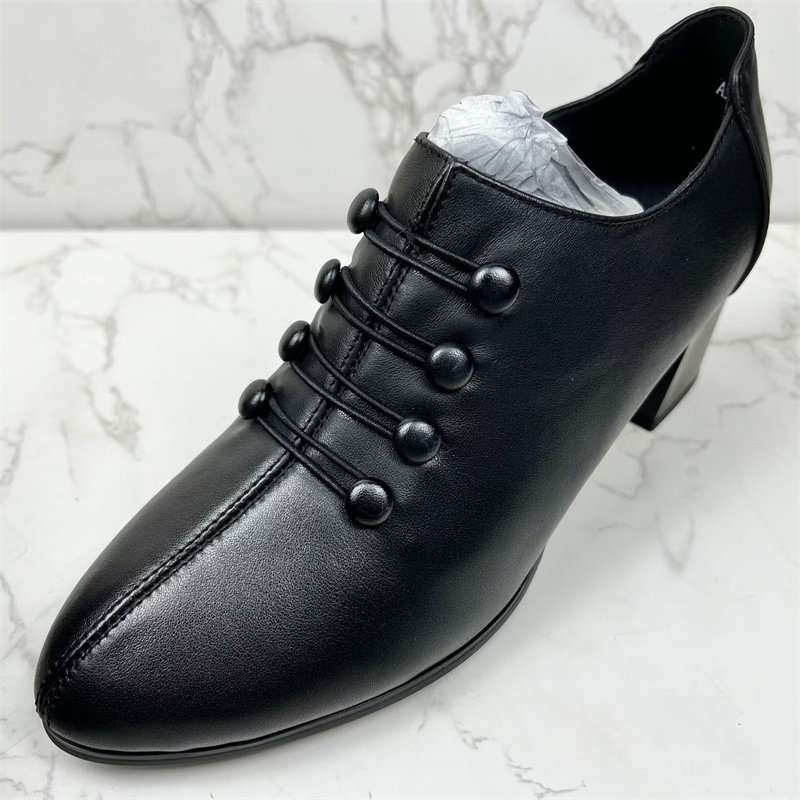 断码处理粗跟单鞋女新款百搭软底时尚女鞋中跟皮鞋爆款舞蹈鞋女