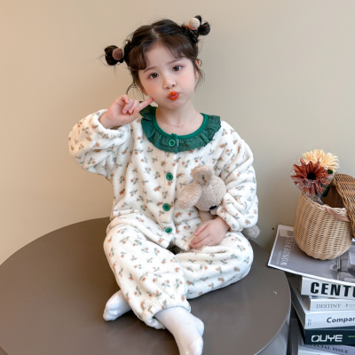 女童家居服睡衣2025新款秋冬法兰绒女宝宝珊瑚绒碎花绿领开衫套装