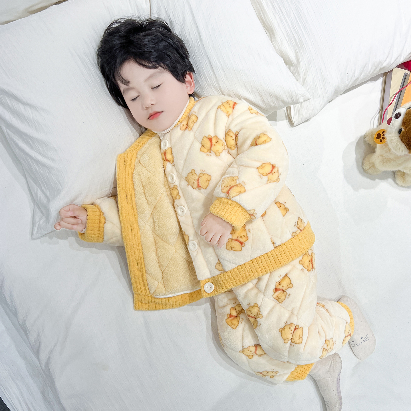 男童法兰绒三层夹棉睡衣套装2025冬季新款男宝宝珊瑚绒保暖家居服