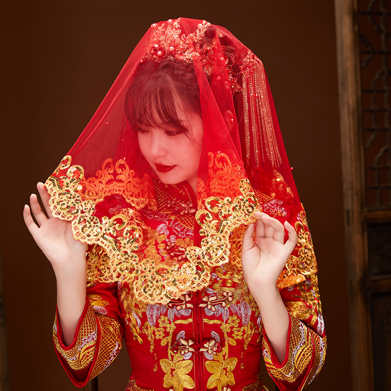 结婚新娘红盖头半透明头纱软纱秀禾服喜帕中式复古红色头纱蒙头巾