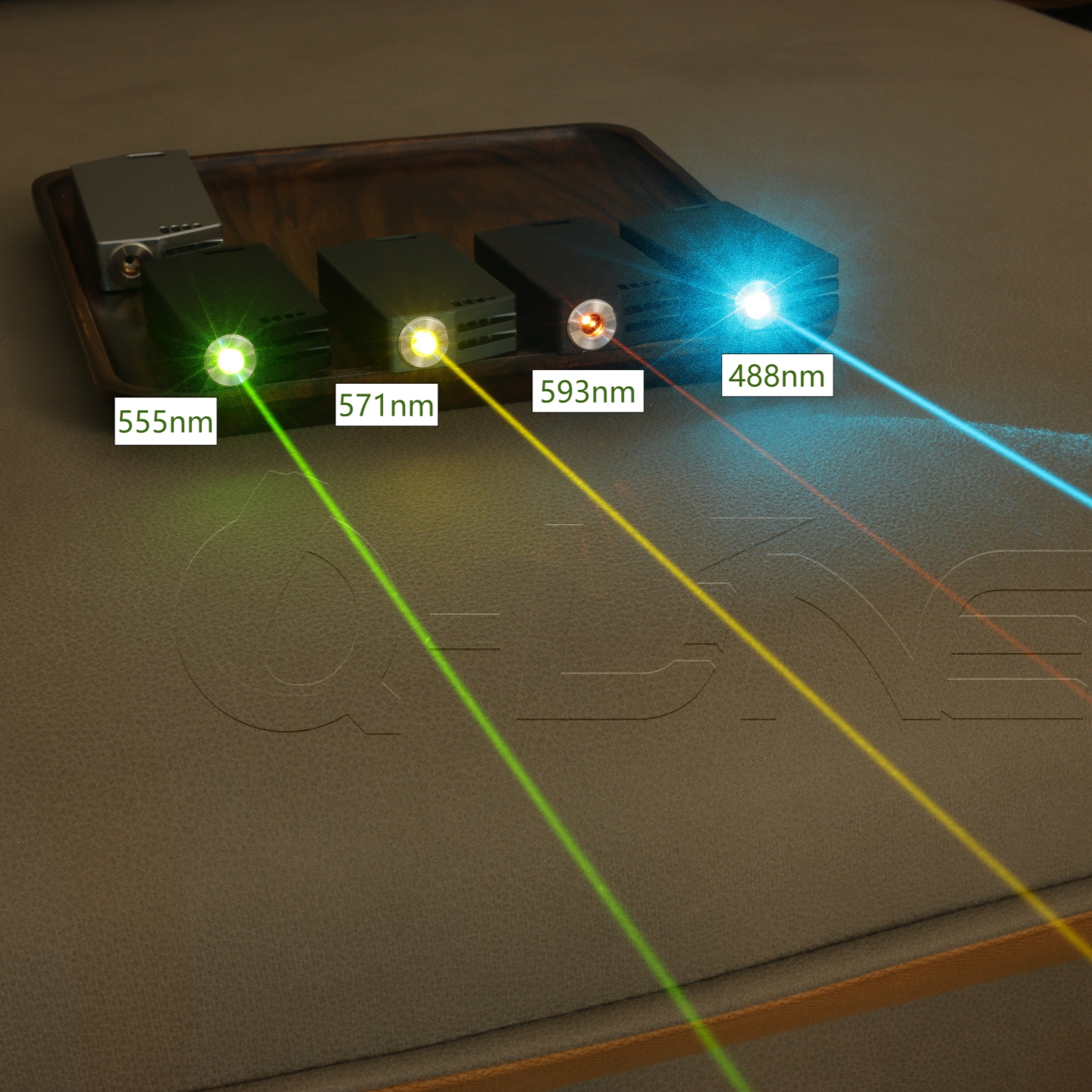 纤绿正品545571593505nm激光笔