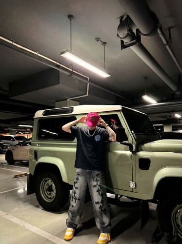 暗黑风牛仔贴布马蹄梵文刺绣T恤男潮牌痞帅宽松落肩半袖 CH266053