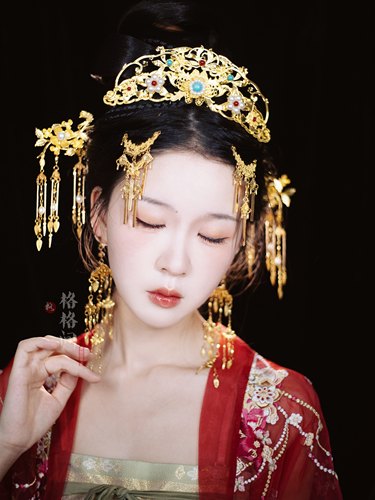 格格间发冠套装新娘发饰明制富贵