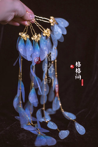 格格间发簪薄纱蝴蝶掩鬓