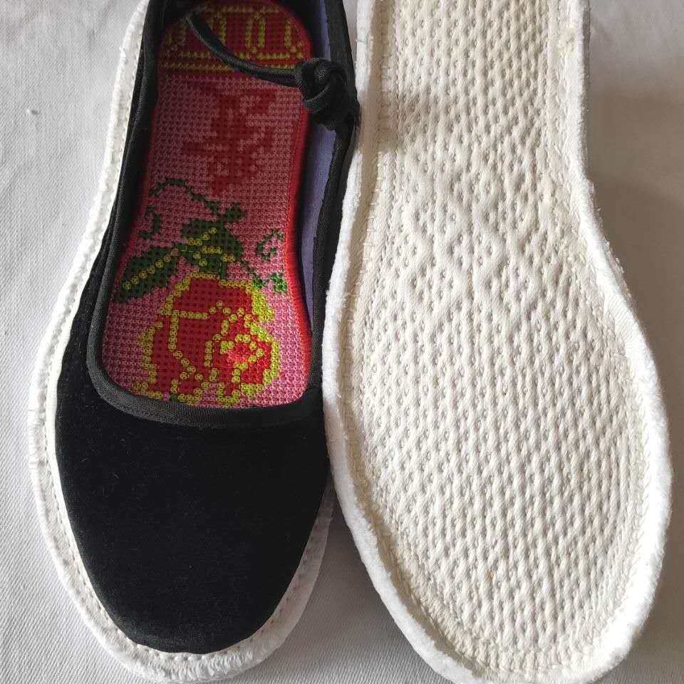 云南绣花妈妈鞋千层底一字扣方口布鞋毛头鞋低帮女式土家月子孕妇,女鞋,传统布鞋,淘宝优惠券,粉丝福利购,淘宝优惠卷
