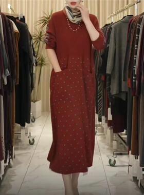 玥玥羊A044胭脂红提花带丝巾设计款气质冬轻奢针织连衣裙时尚复古