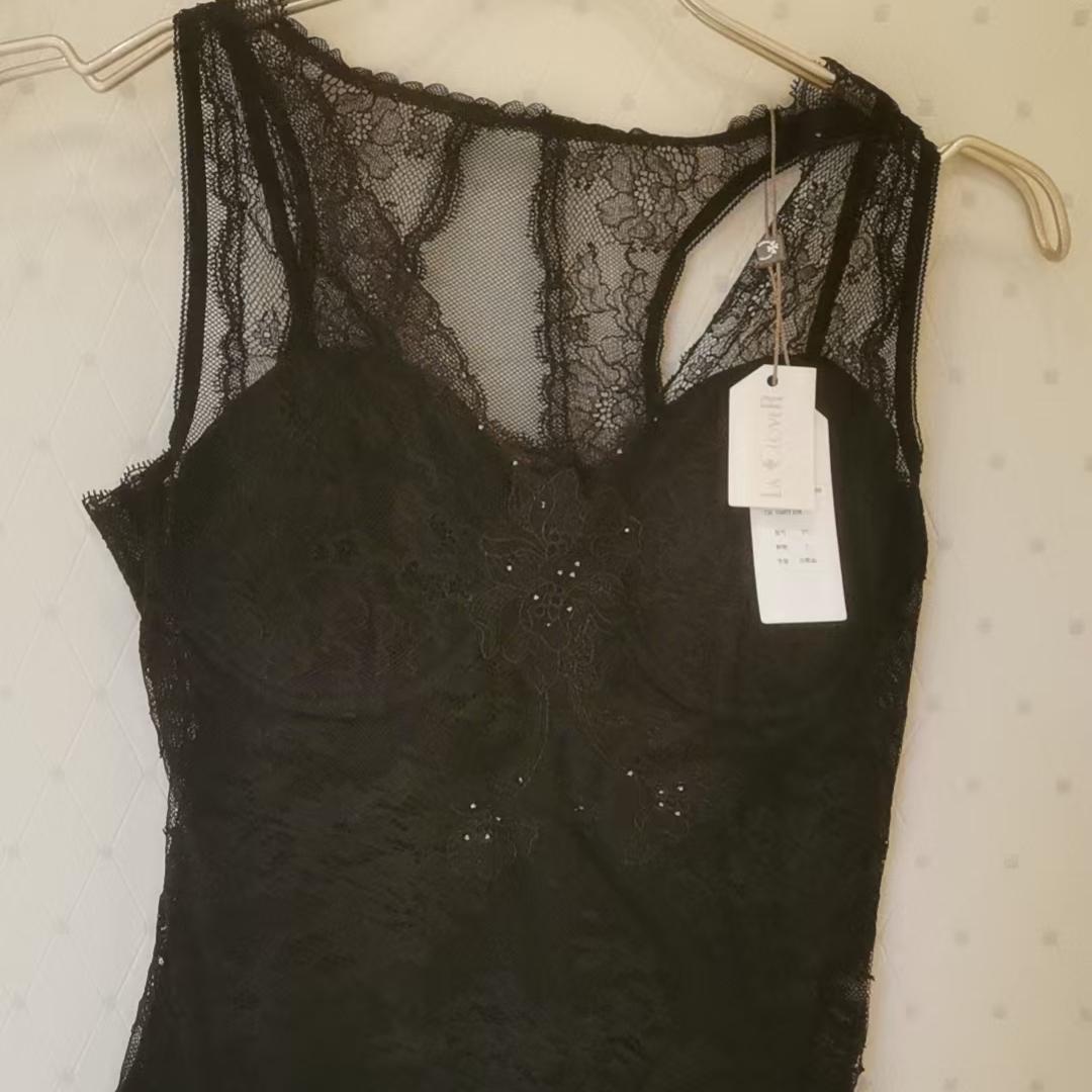 蕾丝带罩杯背心LC72HP1