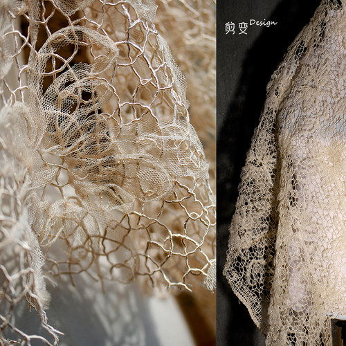 杏色镂空花朵线条纹理设计师面料