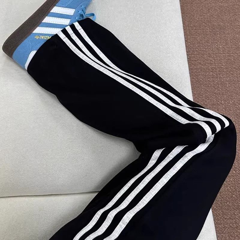 花灰色三条杠卫裤男秋季潮牌重磅直筒条纹裤子美式休闲运动微喇裤