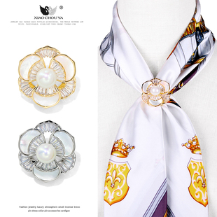 高档天然贝壳珍珠丝巾扣环衣角打结扣气质小香风山茶花胸针配饰女