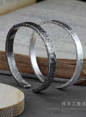 复古风格999足银手工锤纹手镯