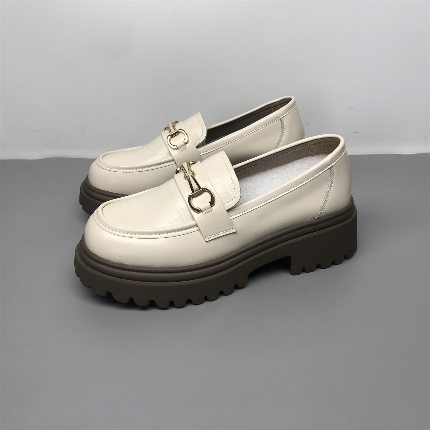 品牌撤柜真皮女鞋2025春夏新款圆头粗跟中跟金属扣装饰乐福鞋厚底,女鞋,乐福鞋（豆豆鞋）,淘宝优惠券,粉丝福利购,淘宝优惠卷