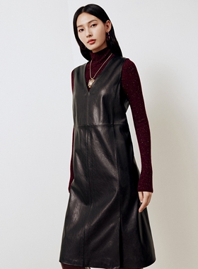 firststation优雅时尚V领宽松直筒PU无袖连衣裙女25冬新款4121A