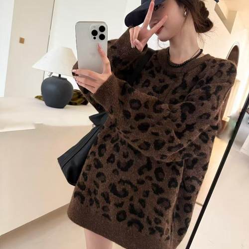 韩版圆领豹纹设计感套头毛衣女2024秋冬新款宽松慵懒风针织衫上衣