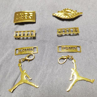 包邮 新款 酒红脚趾飞翼飞人挂件金属配饰 扣 现货适配aj1985金色鞋