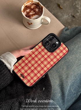 红色圣诞格子秋冬亚克力黑边亮面磨砂磁吸适用苹果16promax手机壳iPhone15lus14Pro13mini保护套12/11ins防摔