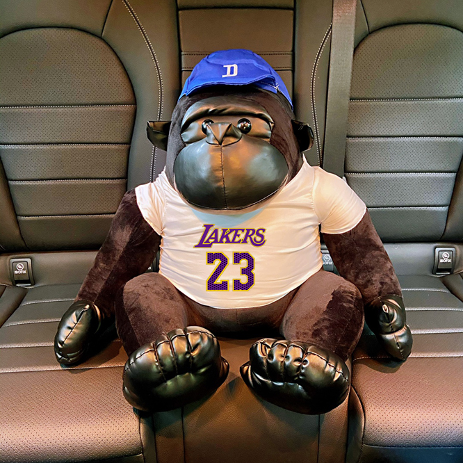 汽車炭包詹姆斯科比車載創意擺件