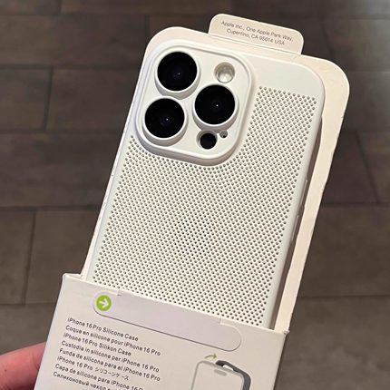 夏日必冲呀~~钛灰色散热透气镂空蜂窝网状适用苹果16ProMax手机壳iPhone14/15plus超薄12/13mini新XR/78P硬se
