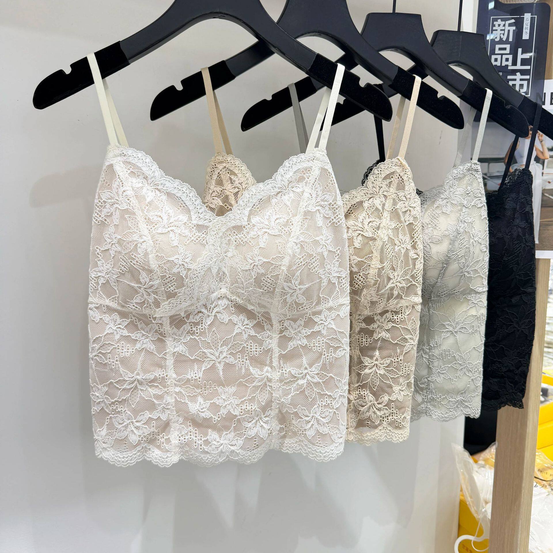 6099-2蕾丝吊带带胸垫背心女冰丝美背内搭打底吊带背心文胸一体式