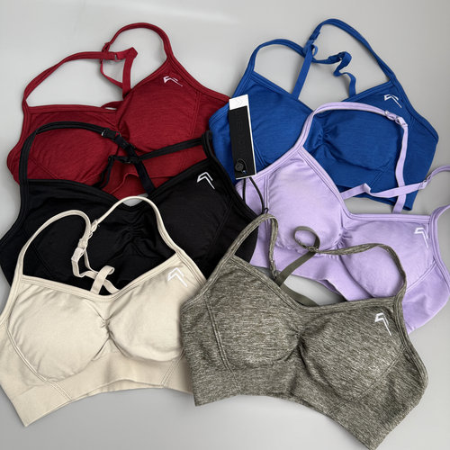 Overactive effortless seamless bra 运动内衣（原标原袋）
