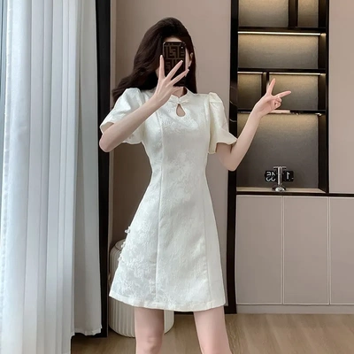 2025夏季新款新中式复古改良旗袍肌理暗纹A字小个子显瘦连衣裙女