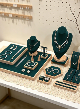 橱窗实木首饰展示架饰品摄影陈列