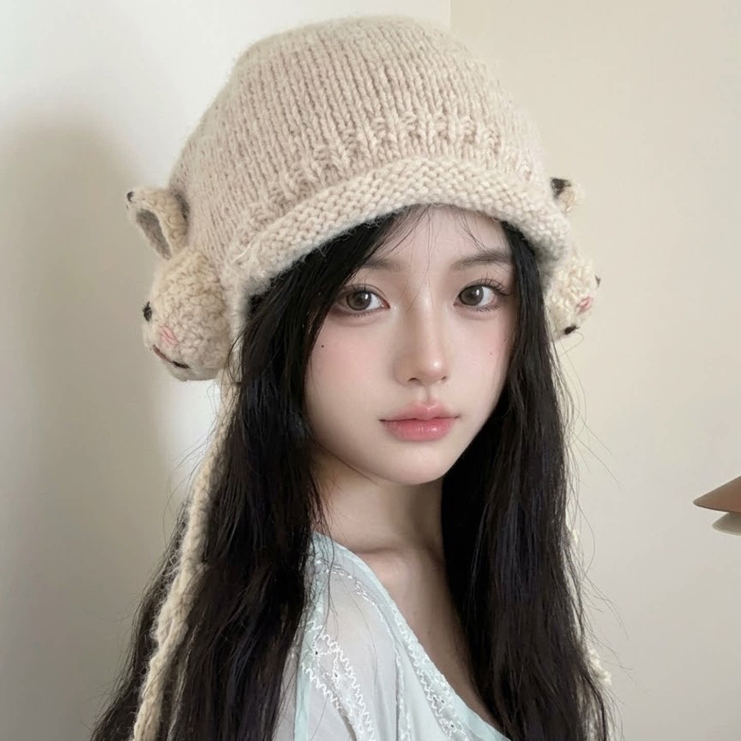 秋冬保暖显脸小兔子流苏针织帽