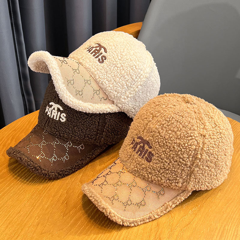 帽子女韩版时尚潮流刺绣字母棒球帽韩版休闲百搭水钻羊羔绒鸭舌帽