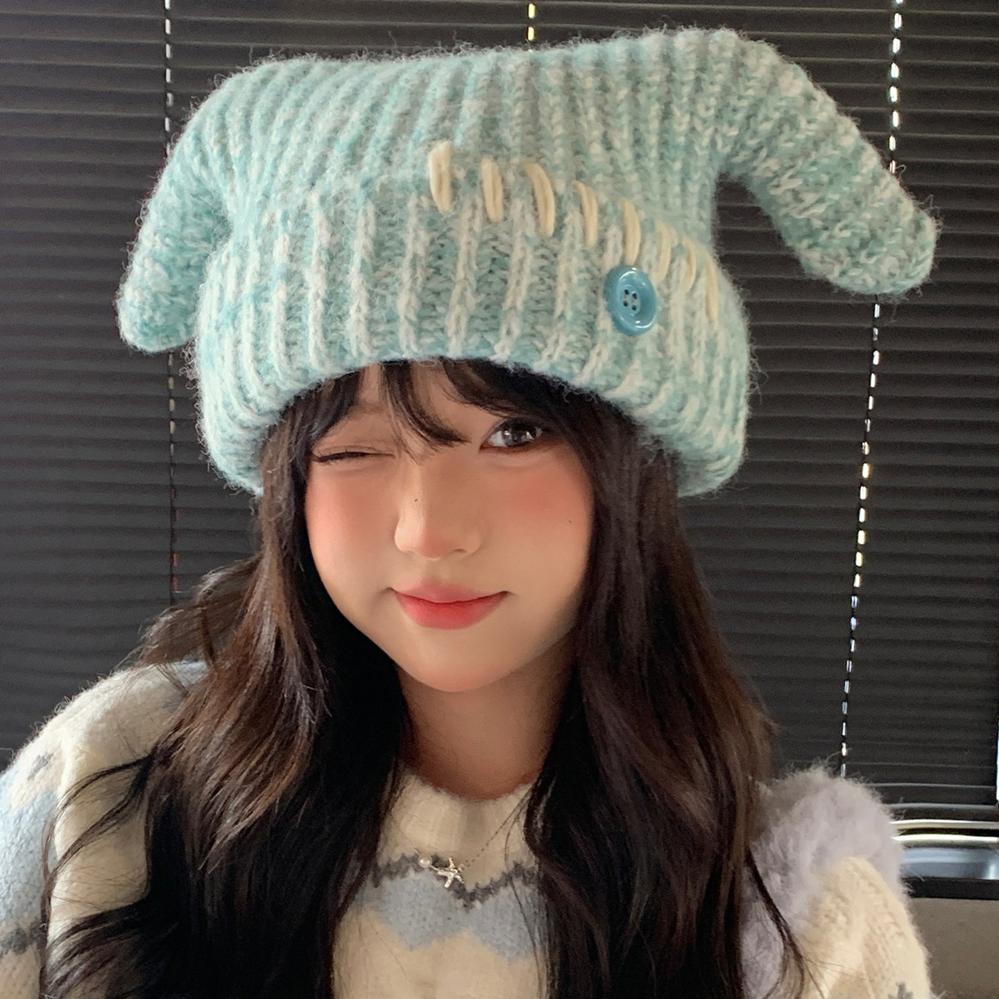 灵允针织帽出游休闲女秋厂家直销