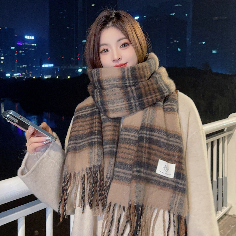 2025年冬季新款韩版时尚紫色格纹流苏围巾女加厚保暖披肩两用百搭